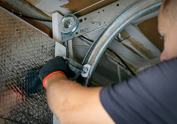 Affordable Garage Door solutions in Lee's Summit, MO